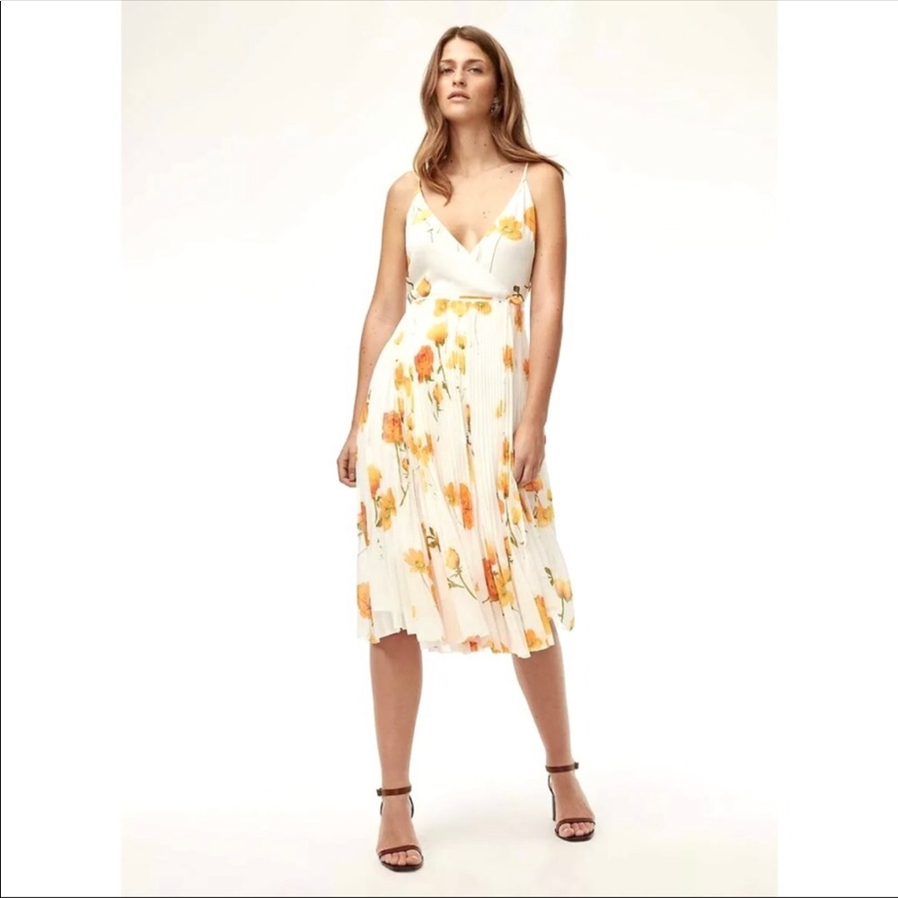 Aritzia Wilfred Beaune Floral Wrap Dress - M